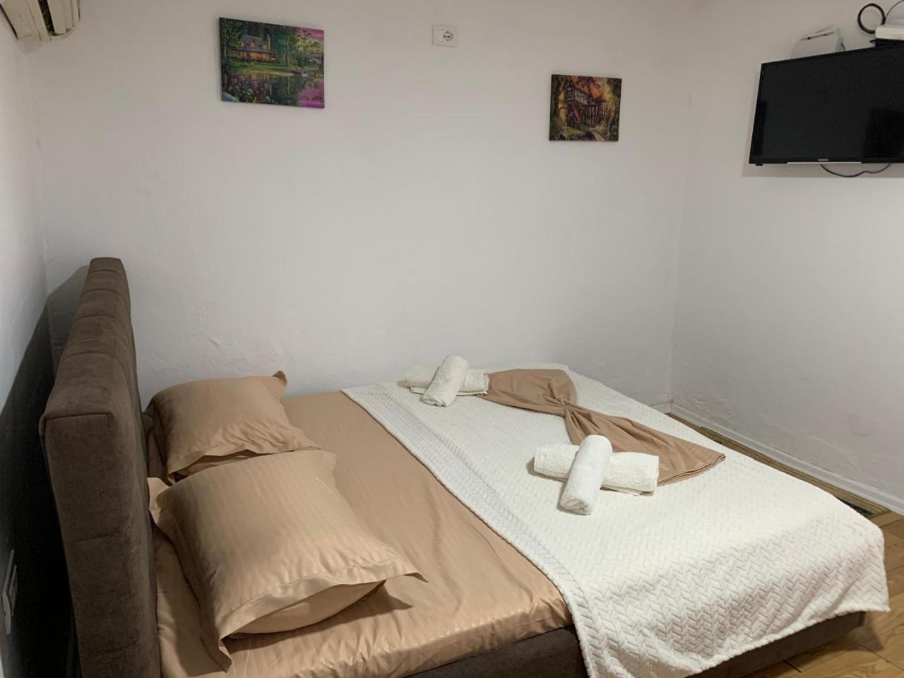 Apartment N&b